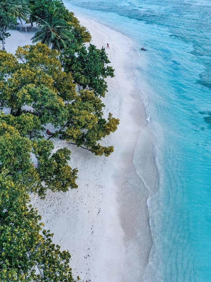 Shallow Lagoon Rasdhoo Buitenkant foto