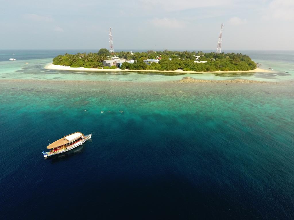 Shallow Lagoon Rasdhoo Buitenkant foto